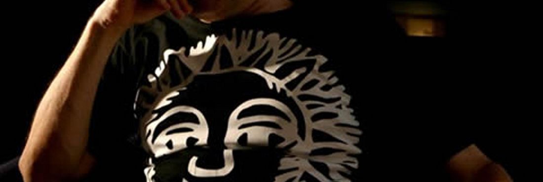 Festival de Brasília - Longa Documentário - A Arte do Renascimento 1 Filme A Arte do Renascimento mostra a história de Silvio Tendler, um dos mais importantes documentaristas da atualidade, sofreu uma grave doença que o deixou tetraplégico.