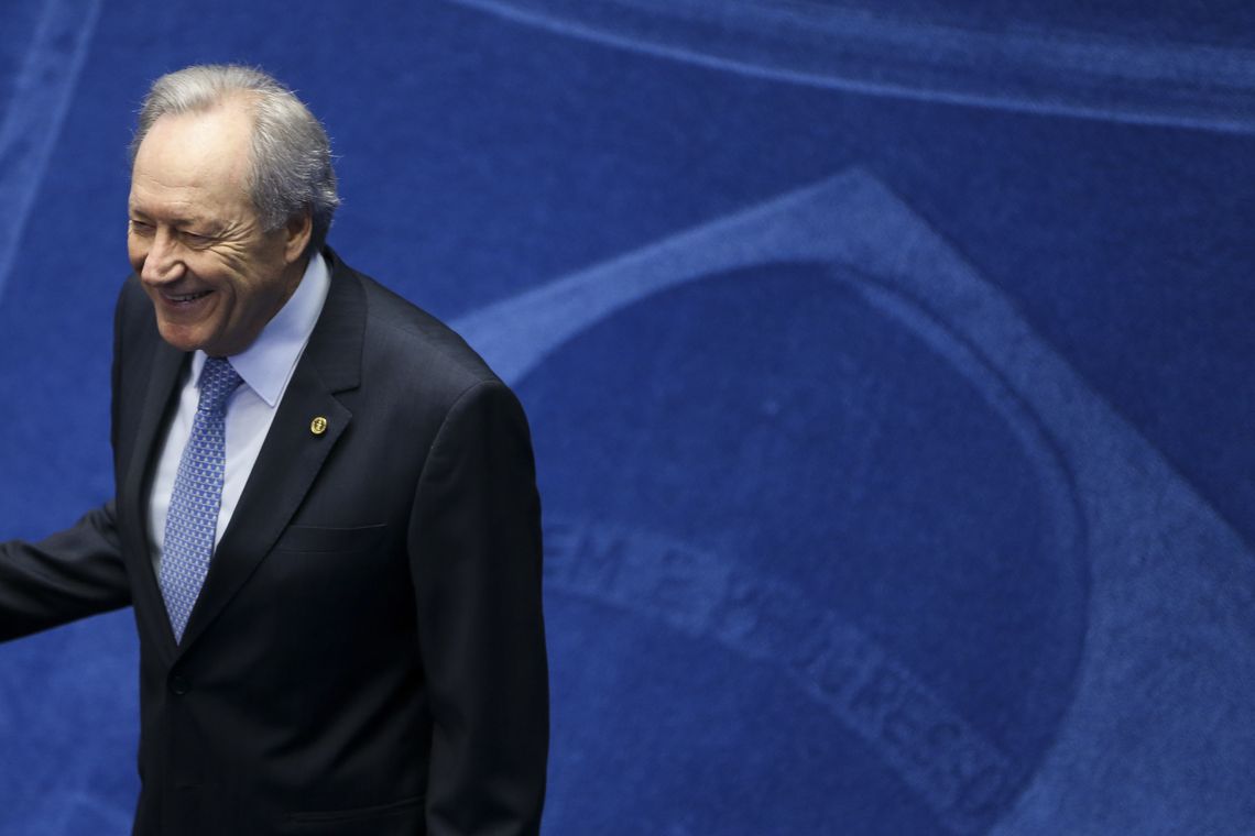 Marcelo Camargo/Agência Brasil Brasília - O presidente do STF, Ricardo Lewandowski, assiste a presidenta afastada, Dilma Rousseff, fazer sua defesa durante sessão de julgamento do impeachment no Senado ( Marcelo Camargo/Agência Brasil)