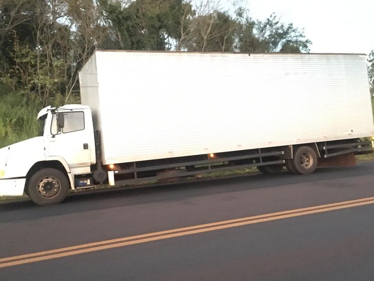 Apreensão da carga de cigarros contrabandeados aconteceu na manhã desta sexta-feira na BR-163, também em Marechal Cândido Rondon