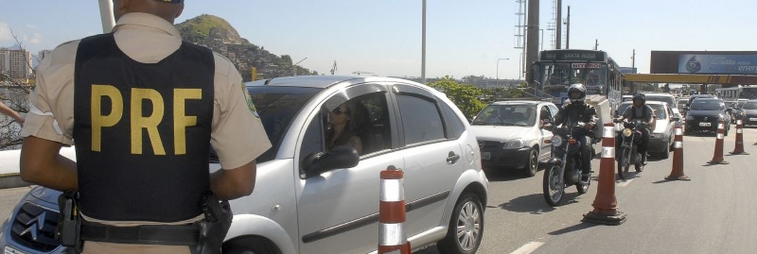 Imagem - Polícia Rodoviária Federal entra em greve na Região Sul Polícia Rodoviária Federal entra em greve na Região Sul