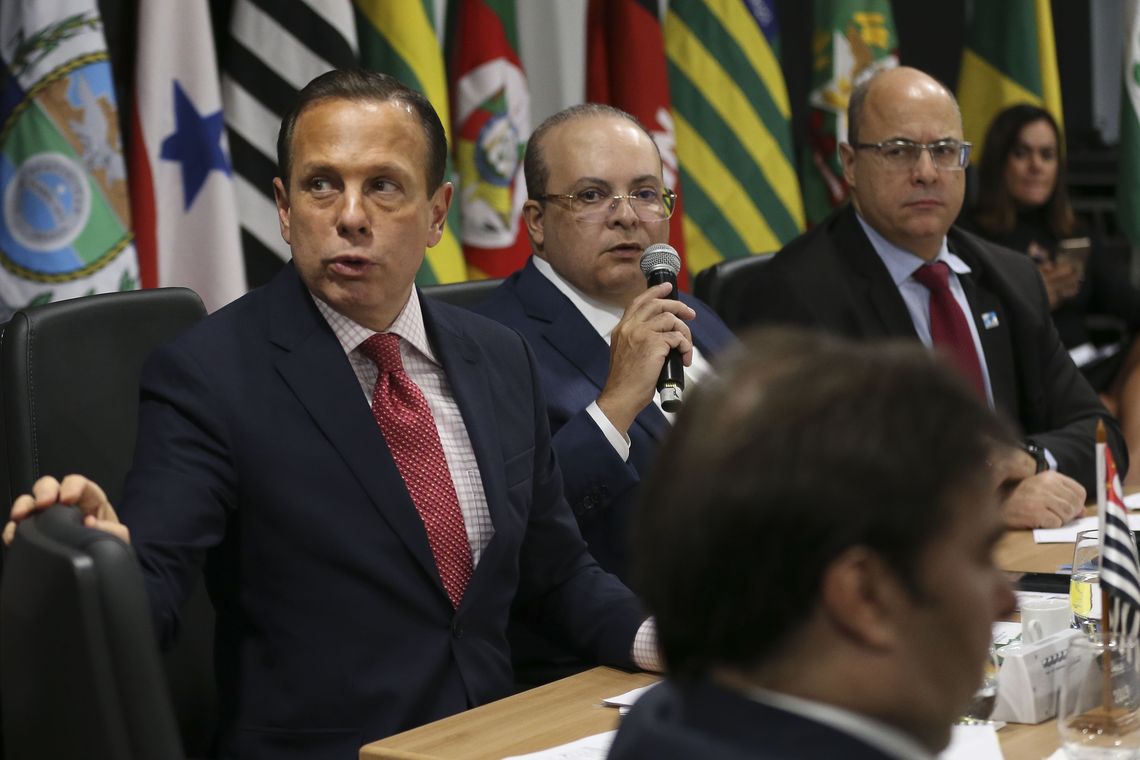 José Cruz/Agência Brasil Os governadores, de São Paulo, João Doria, do Distrito Federal, Ibanez Rocha e do Rio de Janeiro, Wilson Witzel, participam da 5ª Reunião do Fórum de Governadores.