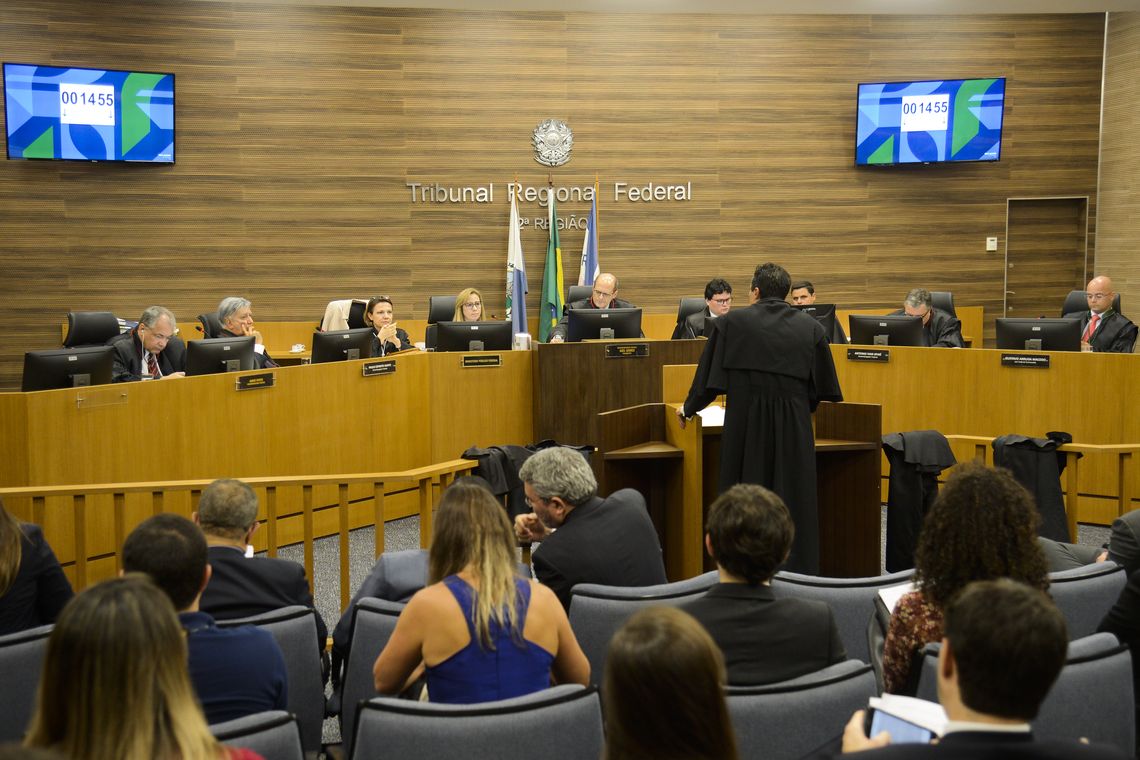 Fernando Frazão/Agência Brasil TRF2 julga os pedidos de soltura aceitos liminarmente do ex-presidente Michel Temer, do ex-ministro Moreira Franco e do coronel Lima, alvos da Operação Descontaminação, e recurso pela prisão, a pedido do Ministério Público Federal.