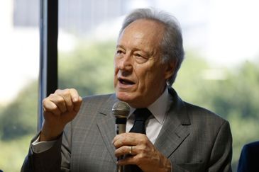  O ministro Ricardo Lewandowski fala durante lançamento de seu livro Pressupostos materiais e formais da intervenção federal no Brasil, na OAB/RJ, no centro do Rio. 