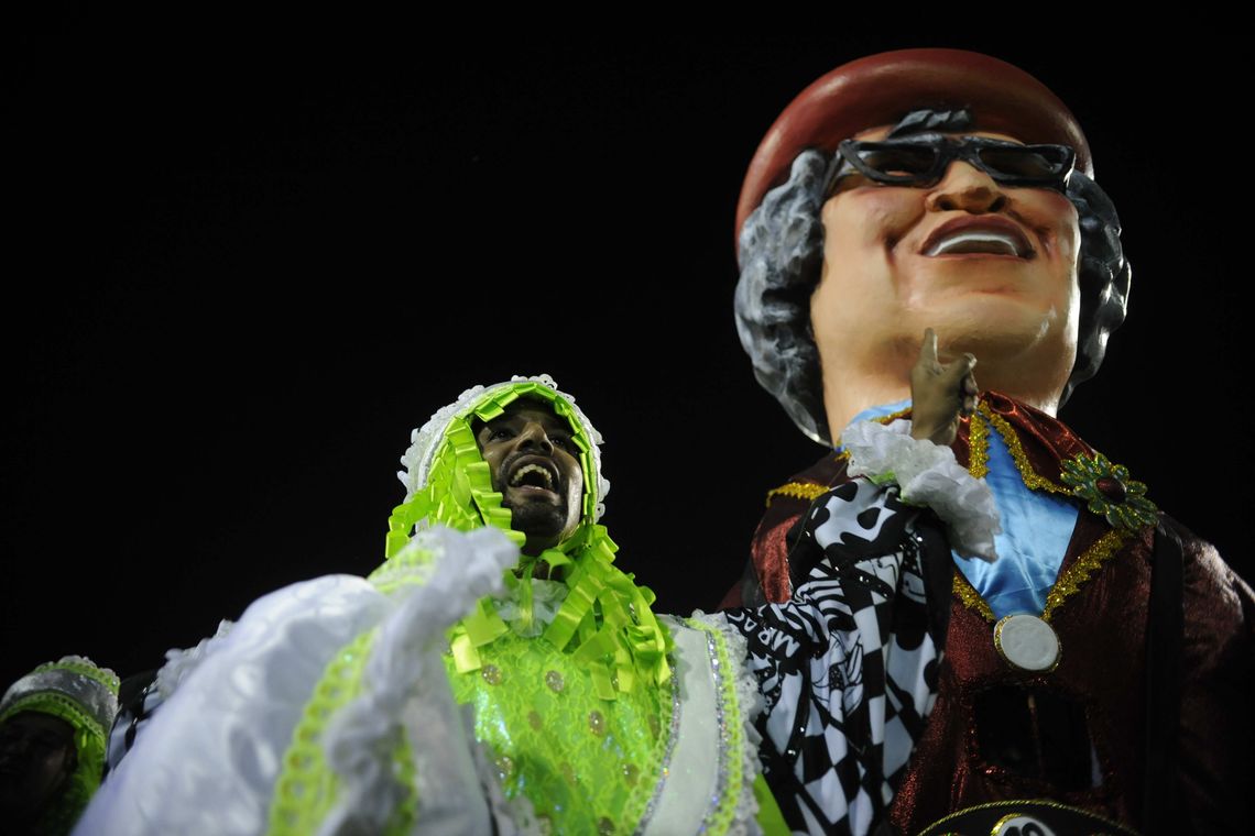Tania Rego Rio de Janeiro - Escolas de samba do Grupo Especial se apresentam no Sambódromo da Marquês de Sapucaí, no segundo dia de desfiles (Fernando Frazão/Agência Brasil)