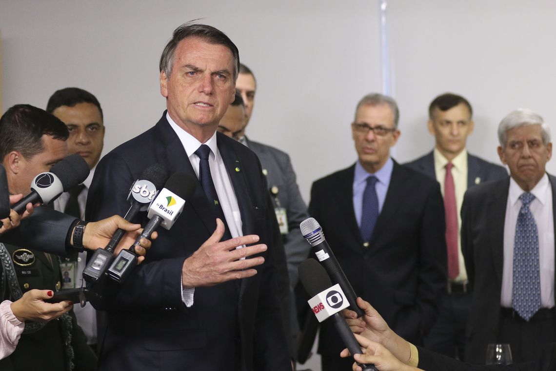 Valter Campanato/Agência Brasil O presidente Jair Bolsonaro participa de videoconferência com escola atendida pelo programa Gesac.