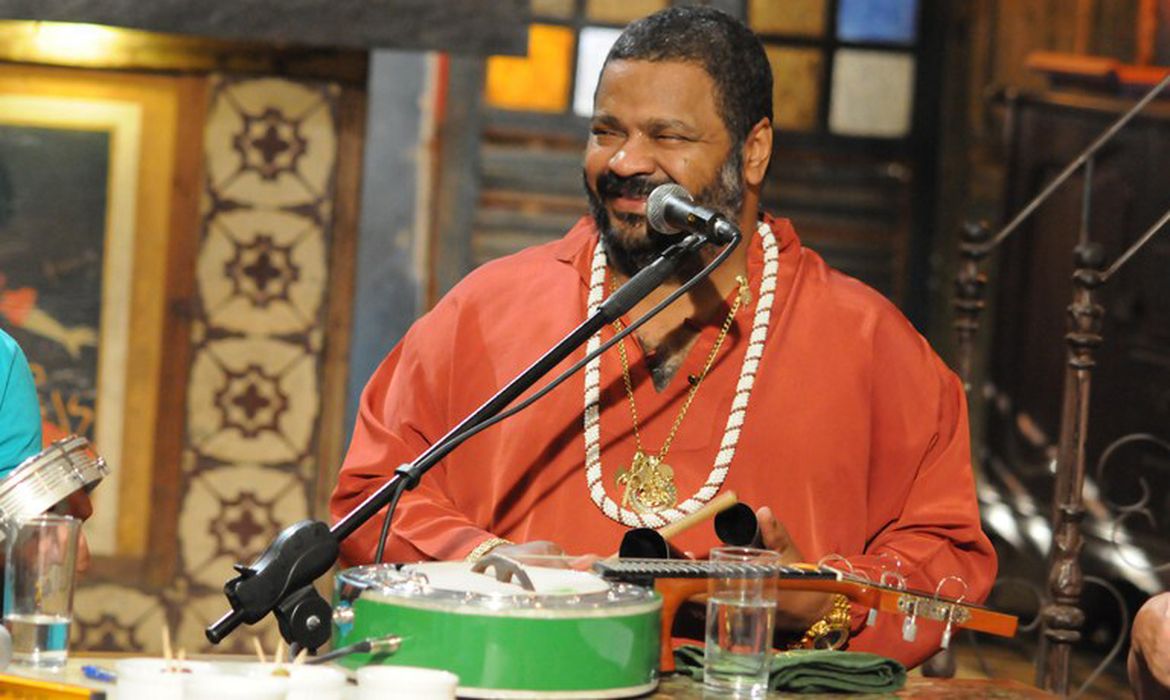Rio de Janeiro (RJ), 26/09/2025 - No mês em que o cantor, compositor e multi-instrumentista Arlindo Cruz (1958-2025) completaria 67 anos, a Rádio Nacional faz um tributo ao artista durante o Especial de Domingo deste fim de semana. Foto: Ana Paula Migliari/TV Brasil