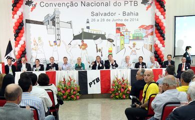 PTB declara apoio à reeleição de Dilma