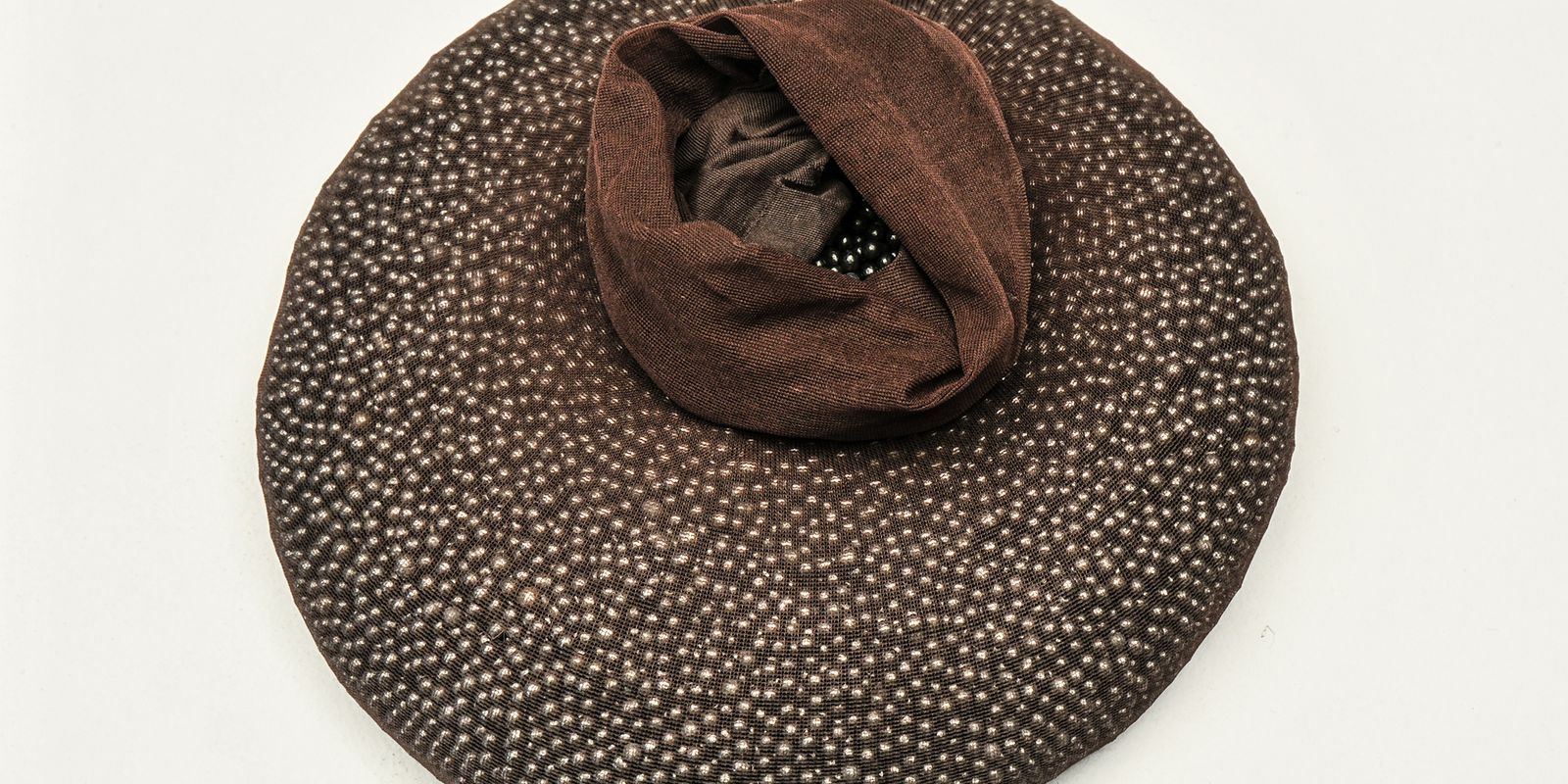 Mostra revela influência da arte povera na cultura brasileira