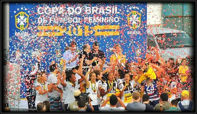 Facebook/Avai Kindermann Avaí Kindermann, campeã da Copa do Brasil 2015