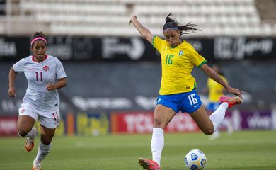 Bia Zaneratto - atacante - seleção brasileira feminina de futebol