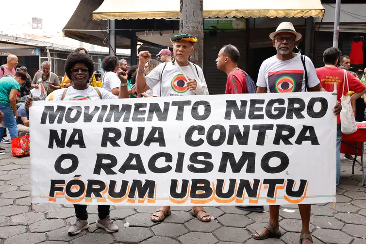 Rio de Janeiro (RJ), 09/07/2024 - Cry of the Excluded 2024, crosses streets in the city center, with the theme 