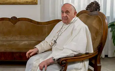 Roma 20/10/2023 – Papa Francisco duarente entrevista em seu gabinete no Vaticano
Foto: Vatican Media