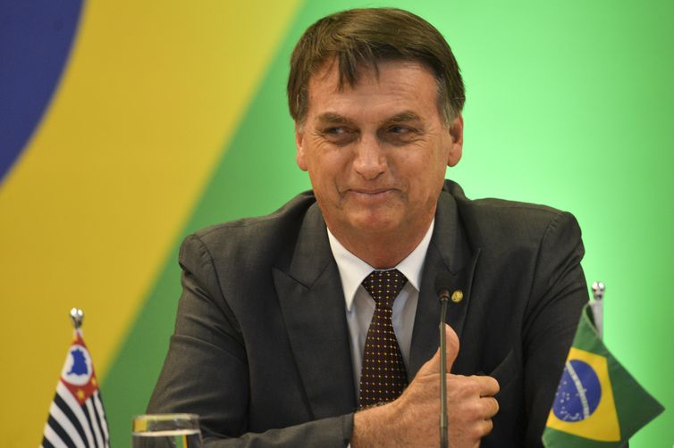 O presidente eleito Jair Bolsonaro participa de Fórum de Governadores eleitos e reeleitos, em Brasília.