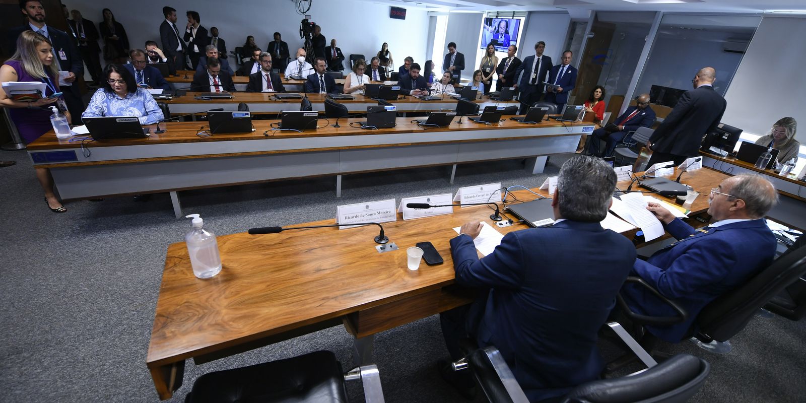 Rastreabilidade do ouro ajudaria a conter pressão sobre área indígena