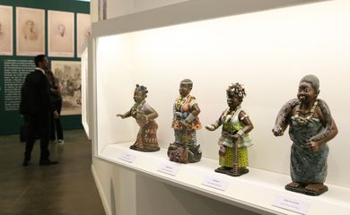  Euloge Glélé – Esculturas dos Deuses Africanos do Benim é uma das exposições inauguradas pelo Museu Afro Brasil em celebração ao Mês da Consciência Negra, no Parque Ibirapuera.