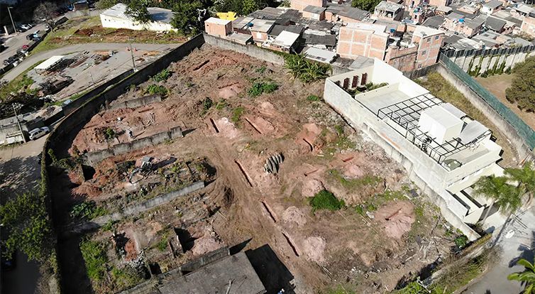 Vista aérea de terreno do sítio Morumbi, jardim Panorama, São Paulo, onde foram realizadas pesquisas em 2022. Foto: Letícia Correa/ Zanettini Arqueologia