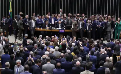 06/8/2025 - Hugo Motta preside sessão plenária após obstrução do plenário da Câmara dos Deputados por parlamentares de oposição