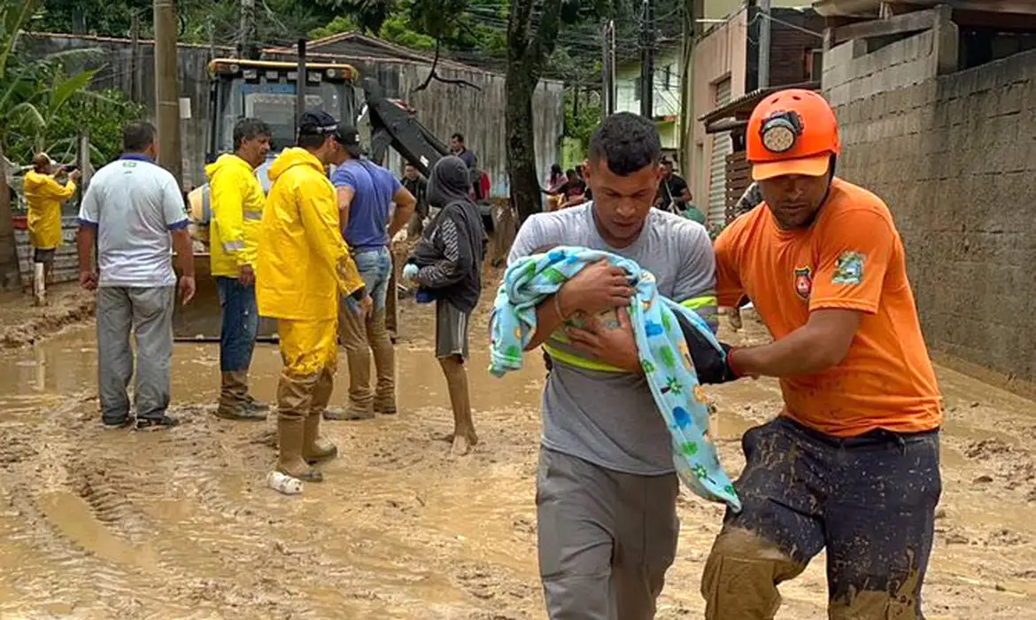 São Sebastião (SP) - Prefeitura de São Sebastião decreta estado de calamidade pública em virtude das fortes chuvas que cairam na região, matando várias pessoas. Foto: Prefeitura de São Sebastião/Twitter