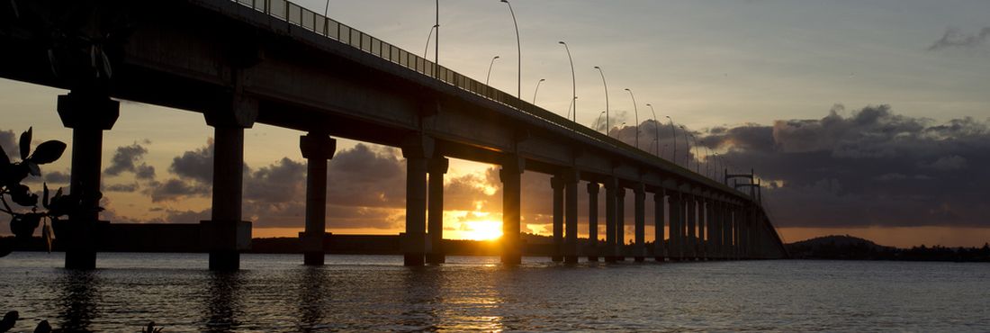 Inaugurada nesta terça-feira (29), a ponte Gilberto Amado reduzirá em 30km a distância entre Aracaju e Salvador.