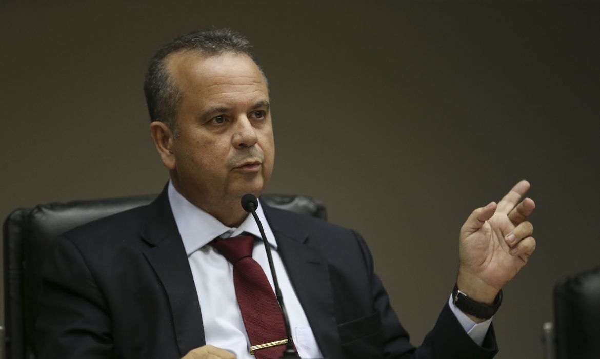 O secretário especial de Previdência e Trabalho do Ministério da Economia, Rogério Marinho, fala à imprensa, sobre saques do FGTS.