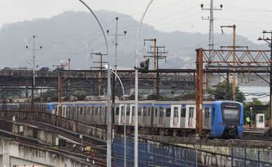 Rio de Janeiro (RJ), 28/04/2023 - Trens urbanos da Supervia. Controladora da Supervia desiste da gestão do sistema de trens metropolitanos do Rio de Janeiro. Foto: Tânia Rêgo/Agência Brasil