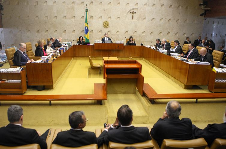 Plenário do Supremo Tribunal Federal (STF) durante julgamento sobre a constitucionalidade do decreto do indulto natalino editado pelo presidente Michel Temer, no ano passado. O relator do caso, é ministro Luís Roberto Barroso.