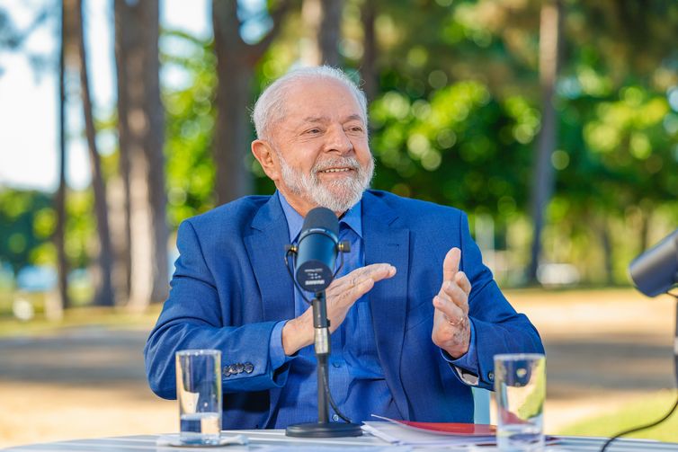 Brasília (DF), 19.06.2023 - Presidente Lula é entrevistado por Marcos Uchoa no programa Conversa com o Presidente, no Palácio do Alvorada.  Foto: Ricardo Stuckert/PR