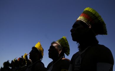 Brasília (DF), 05/06/2023 - Povos indígenas de diversas etnias montam acampamento em Brasília para mobilização contra o Marco Temporal. Foto: Marcelo Camargo/Agência Brasil