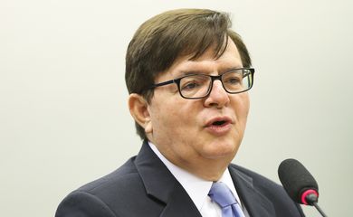 Brasília - O corregedor-geral da Justiça Eleitoral, ministro Herman Benjamin, durante audiência pública da Comissão Especial da Reforma Política, na Câmara dos Deputados (Marcelo Camargo/Agência Brasil)