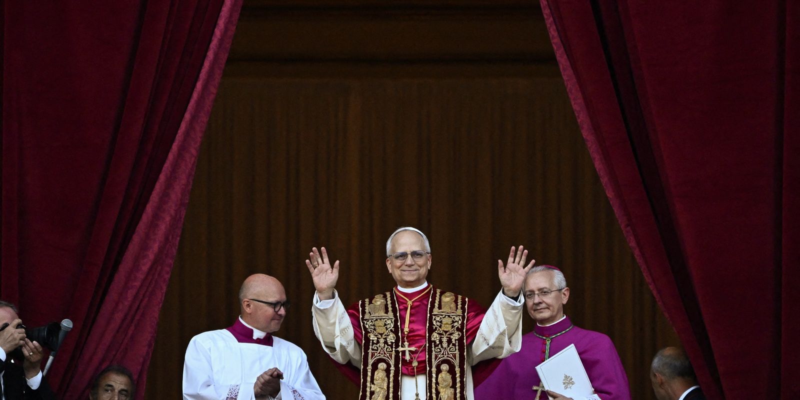 Lula cumprimenta novo papa e pede continuidade do legado de Francisco Lula cumprimenta novo papa e pede continuidade do legado de Francisco