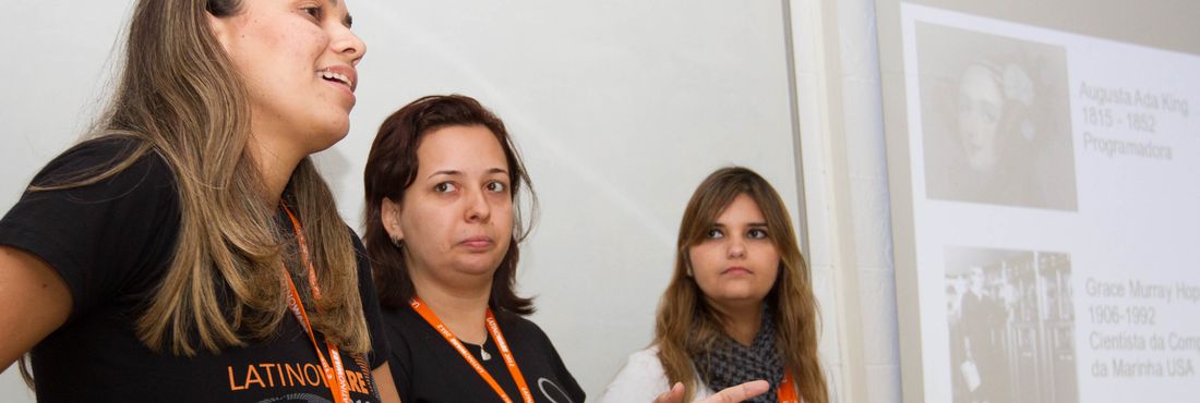 Público feminino da Latinoware 2012 - 2 Palestrantes se apresentam na Latinoware 2012