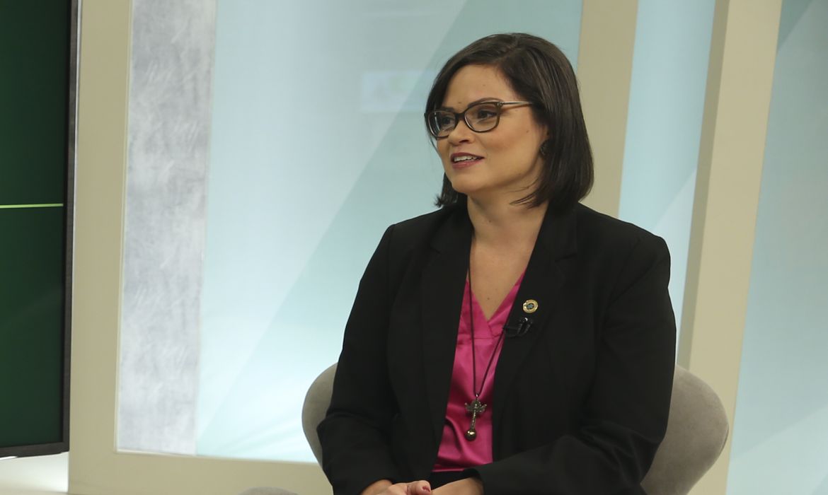 A secretária nacional de Políticas para as Mulheres/MMFDH, Ana Muñoz. é a entrevistada do programa, Brasil em Pauta, na TV Brasil
