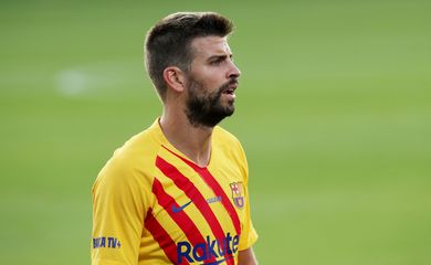 Gerard Piqué durante amistoso de pré-temporada do Barcelona contra o Gimnástic Tarragona