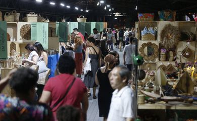 São Paulo (SP)  13/09/2024 Festival da tradicional cultura paulistana, REVELANDO SP acontece no Parque da Água Branca com a participação de 88 municipios com stands de artesanato e culinária.

Foto: Paulo Pinto/Agencia Brasil