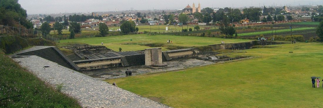 A descoberta ocorreu quando os arqueólogos supervisionavam a instalação de um novo sistema de drenagem em Cholula, uma cidade a cerca de 120 quilômetros da Cidade do México