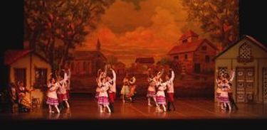 Escola Estadual de Dança Maria Olenewa apresenta neste fim de semana no Teatro Municipal do Rio de Janeiro