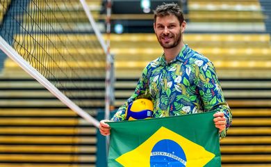 bruninho, vôlei, bandeira, brasil, tóquio 2020, olimpíada