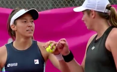 Luisa Stefani e Haylei Carter - tenistas - tênis 