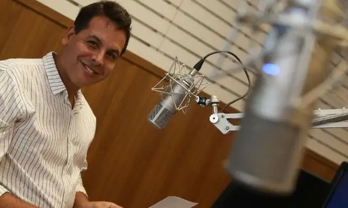 Brasília (DF) 13/03/2025 - Roda de samba começa nova temporada. Programa de entrevista sobre gênero musical é parceria da Agência Brasil e da Rádio Nacional.
Foto: Marcello Casal/Agência Brasil