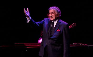 Tony Bennett, ícone da música americana, morre aos 96 anos. Foto: Raph_PH/Wikimedia