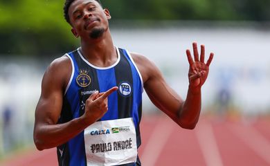 Atletismo revezamento 4x100m