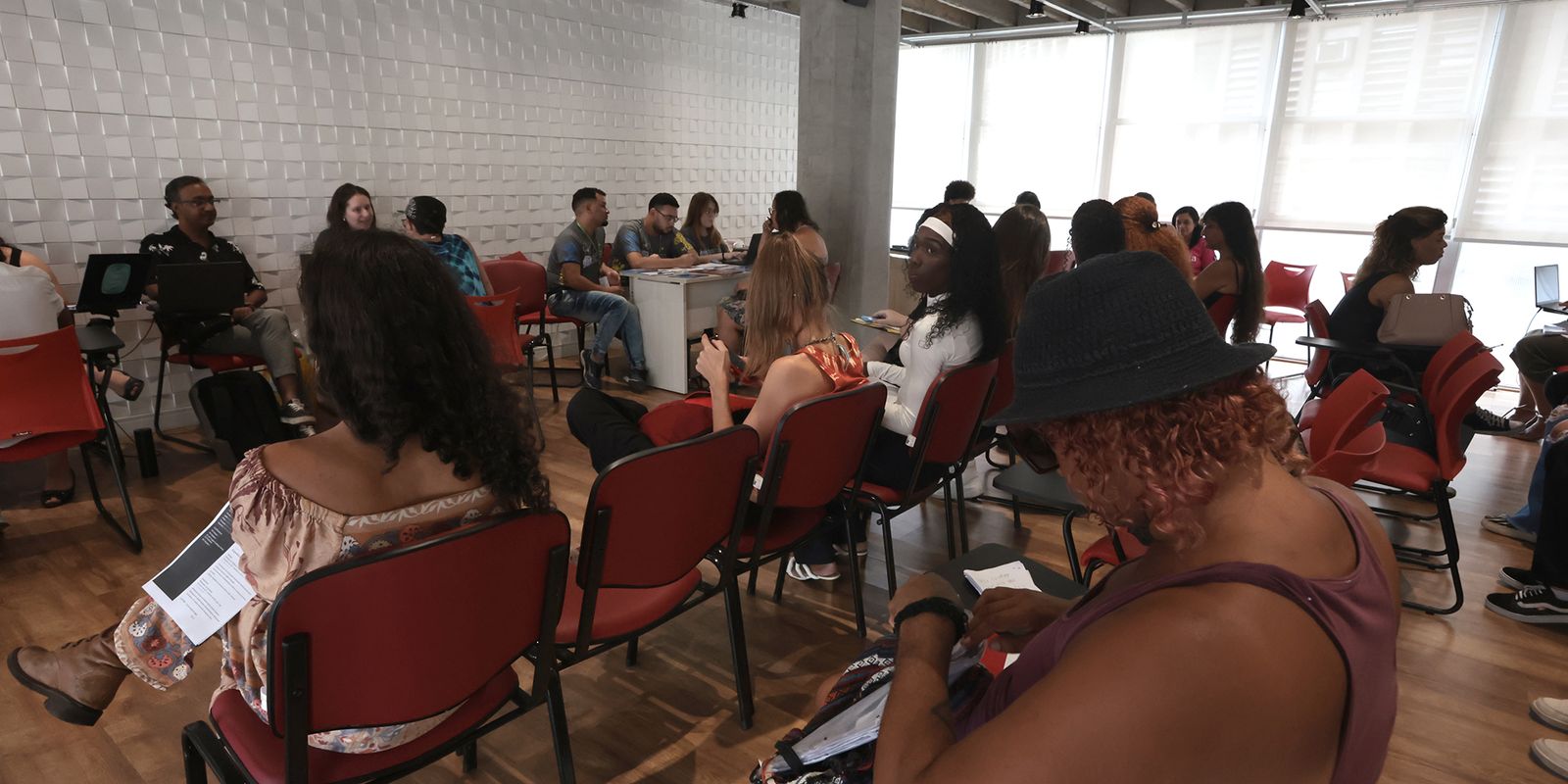 Brasil teve saldo positivo de 71 mil vagas ocupadas por estrangeiros Brasil teve saldo positivo de 71 mil vagas ocupadas por estrangeiros