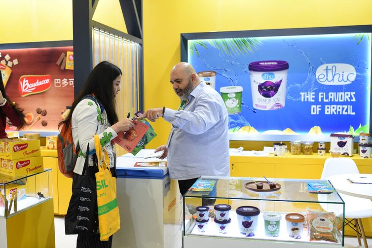 Empresas brasileiras participam da SIAL China 2019 em Xangai
Feira de alimentos e bebidas é uma das maiores do mundo