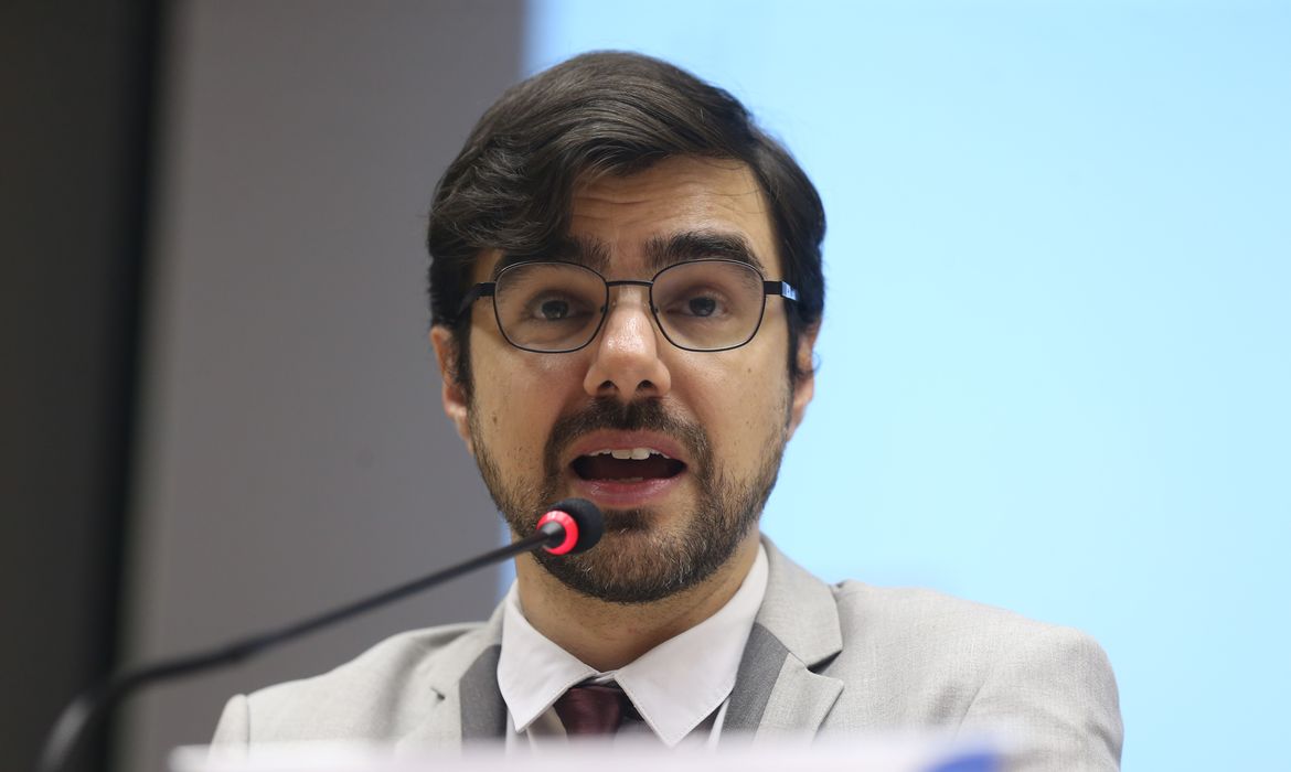 Brasília (DF), 23-05-2023 – Entrevista coletiva para divulgar o Boletim Macrofiscal , Maio 2023, Secretáio da SPR, Guilherme Mello, Foto Valter Campanato/Agência Brasil.