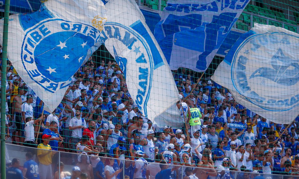 Torcida cruzeirense, em partida Cruzeiro x Grêmio, décima oitava rodada do Brasileirão, em 08.09.2019
