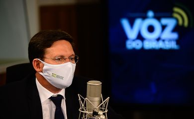 O ministro da Cidadania, João Roma, participa do programa A Voz do Brasil
