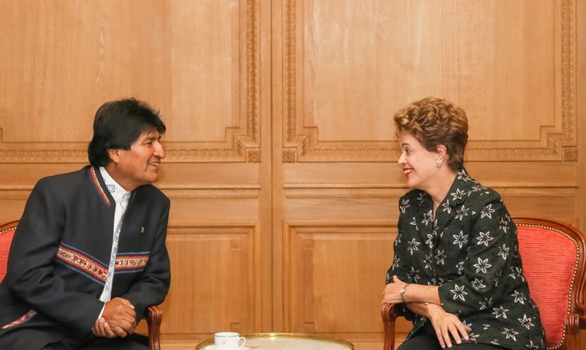 Dilma Rousseff participa de encontro com presidente da Bolívia, Evo Morales, antes de Conferência do Clima, em Paris