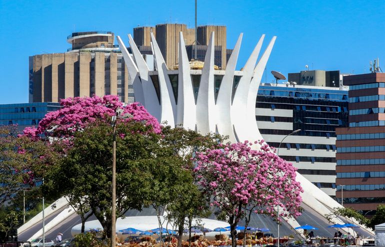 06/06/2023 - Brasília (DF) -  Cenas da Cidade de Brasília. Na foto a Catedral de Brasília.  Foto Antônio Cruz/Agência Brasil