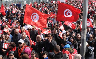 Marcha contra o terrosimo na Tunísia (Divulgação/Agência Lusa/Direitos Reservados)