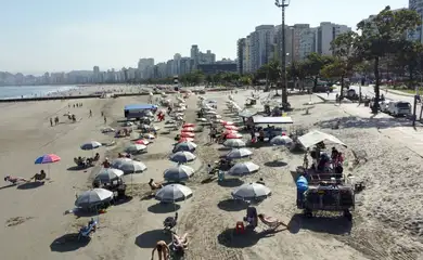 Santos (SP), 04/01/2025 - Praia da Baixada Santista. Foto: Carlos Nogueira/Prefeitura de Santos